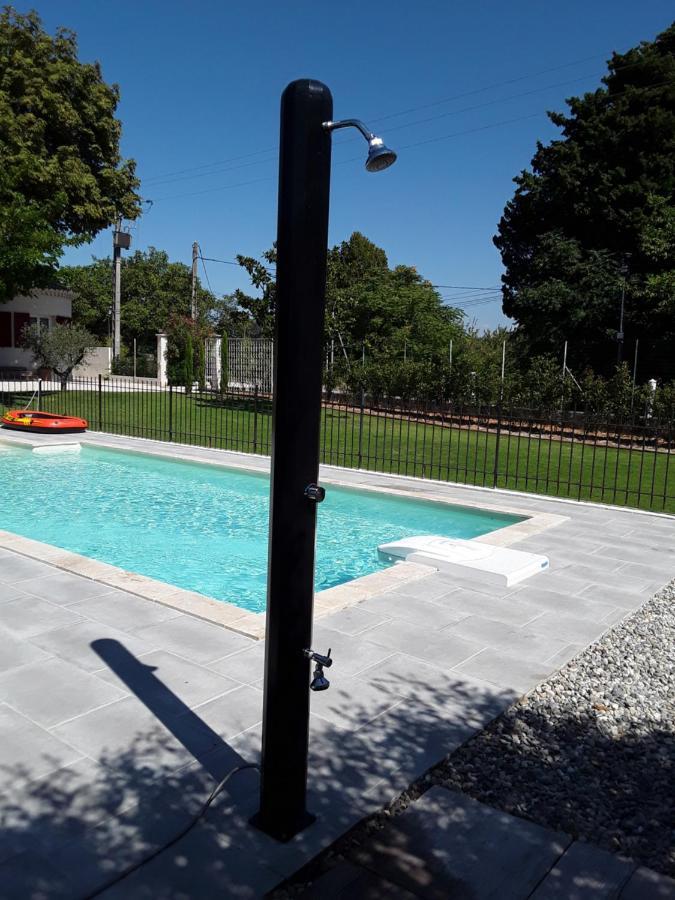 Villa La Bonbonne En Provence Travaillan Exterior foto